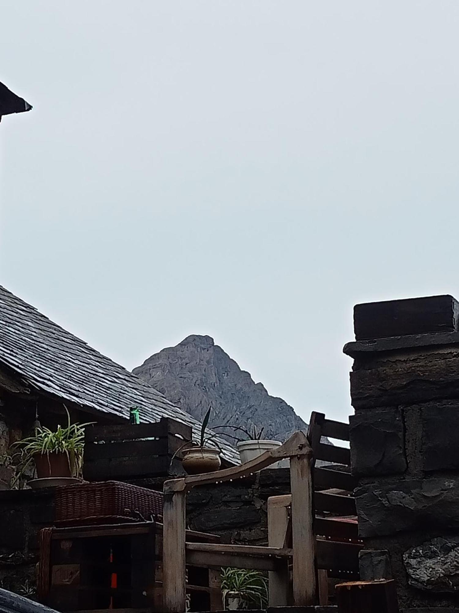 Suite En Cuadra Pajar, Casa Rural Hoz de Jaca Екстер'єр фото