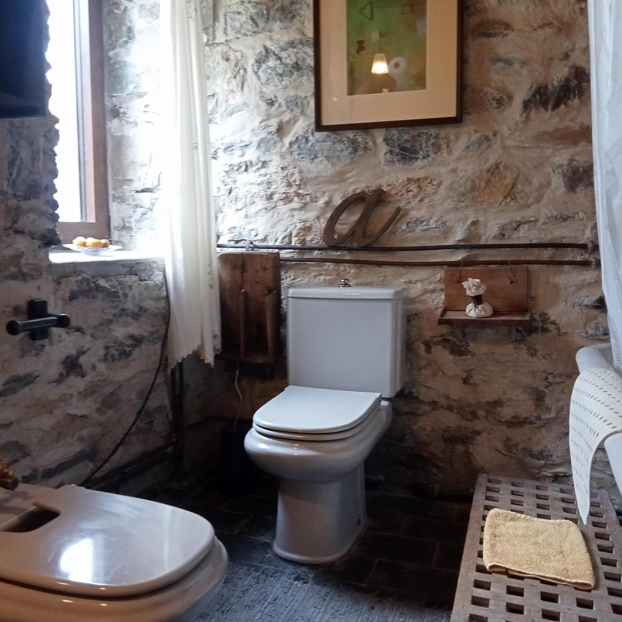 Suite En Cuadra Pajar, Casa Rural Hoz de Jaca Екстер'єр фото