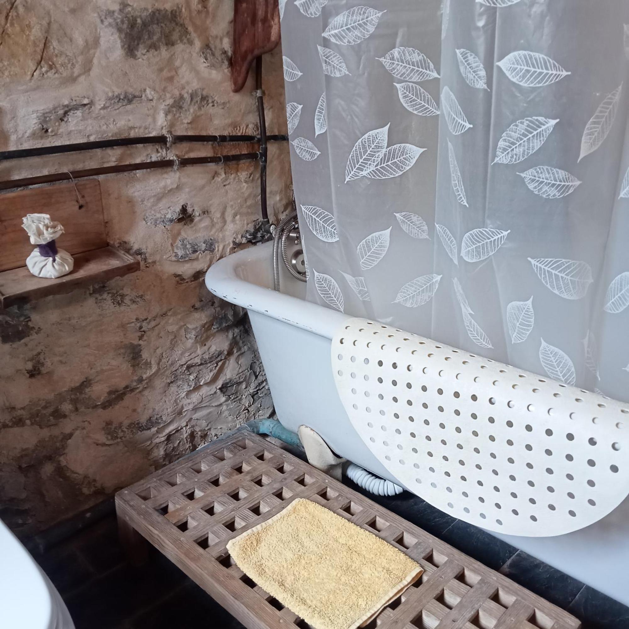 Suite En Cuadra Pajar, Casa Rural Hoz de Jaca Екстер'єр фото
