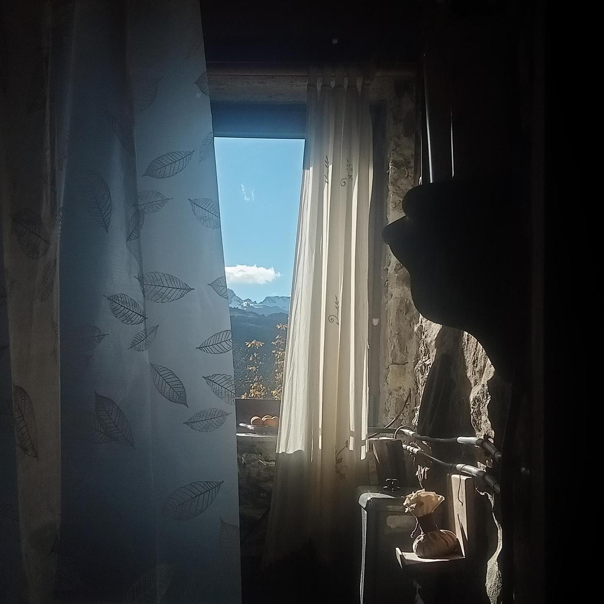 Suite En Cuadra Pajar, Casa Rural Hoz de Jaca Екстер'єр фото